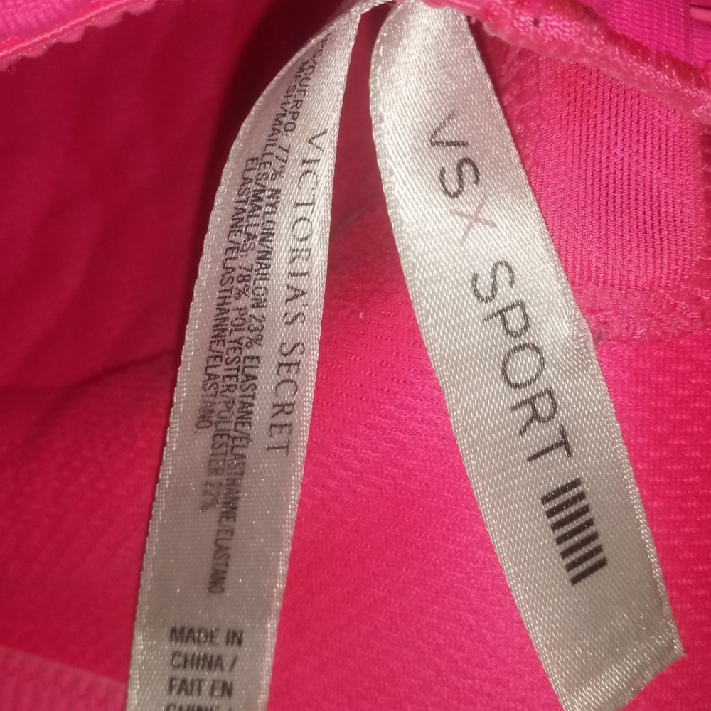 Sports bra - Picture 2 of 3